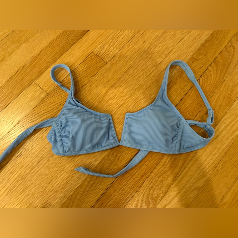 Preppy bikini top!!